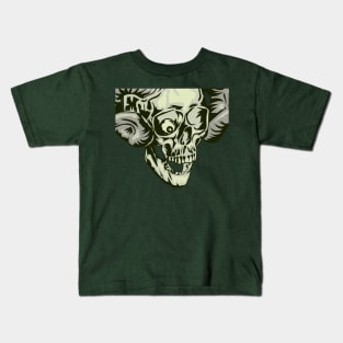 evil skull demon laughing (horned skull mask) Kids T-Shirt